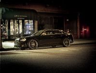 Chrysler 300C John Varvatos Limited Edition (2013) - picture 2 of 23