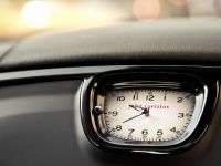 Chrysler 300C John Varvatos Limited Edition (2013) - picture 14 of 23