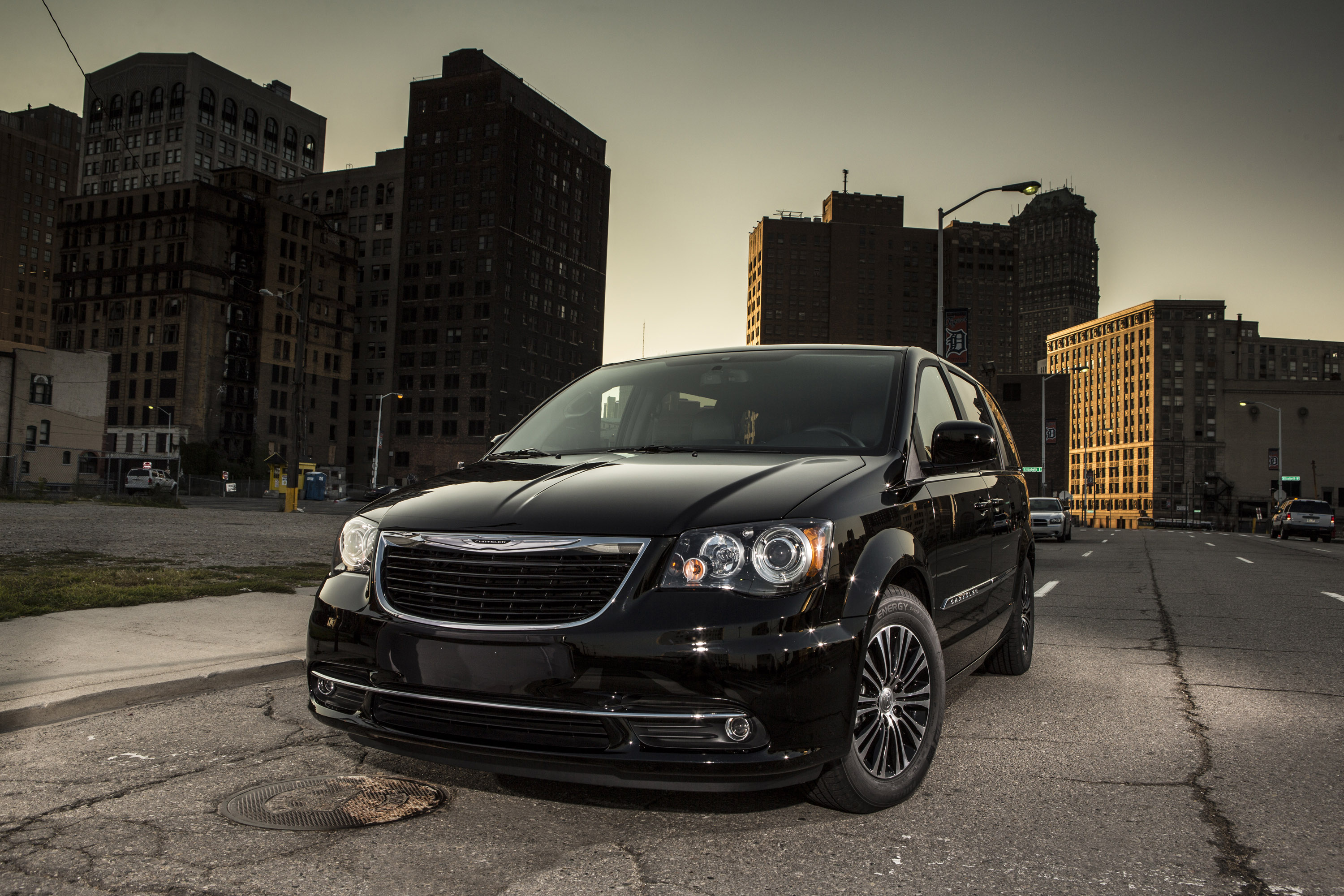 Chrysler Town And Country S