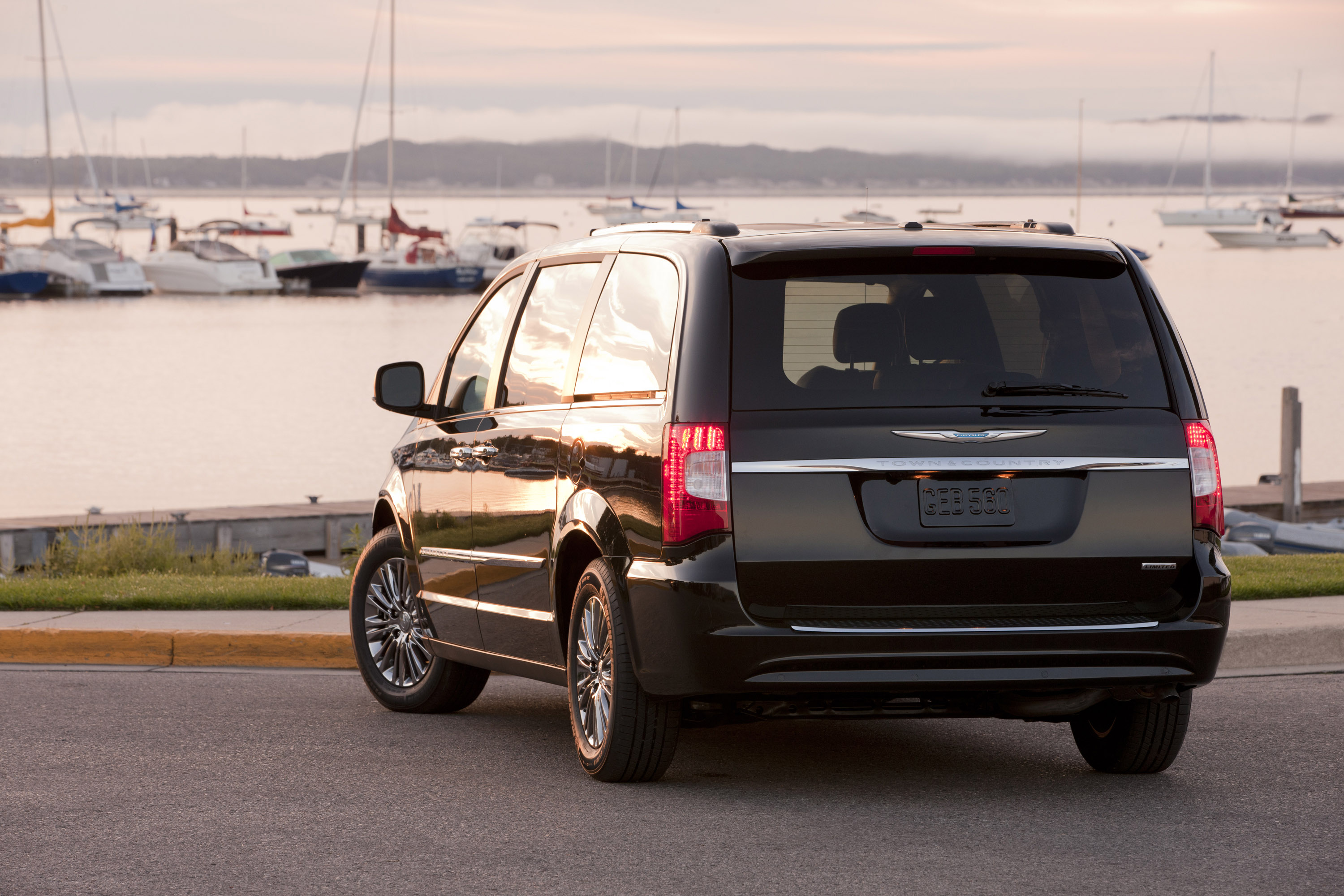 Chrysler Town And Country S