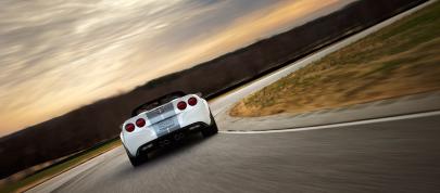 Corvette 427 Convertible Collector Edition (2013) - picture 4 of 7