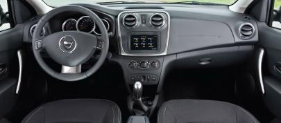 Dacia Sandero Stepway (2013) - picture 4 of 4