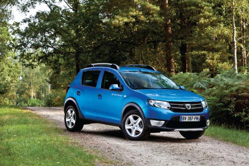 Dacia Sandero Stepway (2013) - picture 1 of 4
