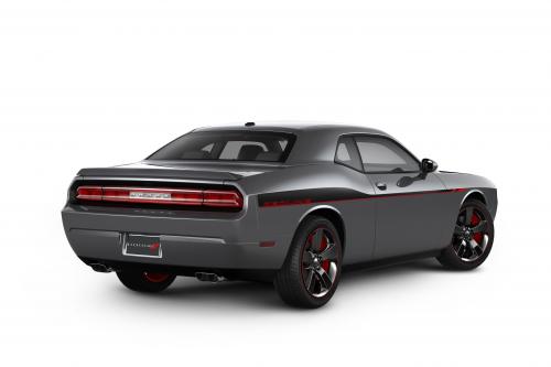 Dodge Challenger RT Redline (2013) - picture 8 of 10