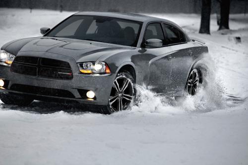Dodge Charger AWD Sport (2013) - picture 1 of 3