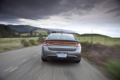Dodge Dart Aero (2013) - picture 17 of 20