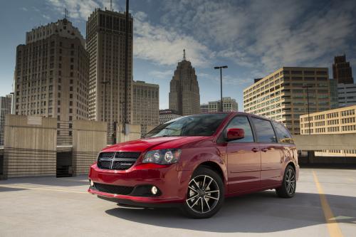 Dodge Grand Caravan (2013) - picture 1 of 6