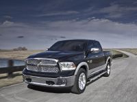 Dodge Ram 1500 (2013) - picture 6 of 29