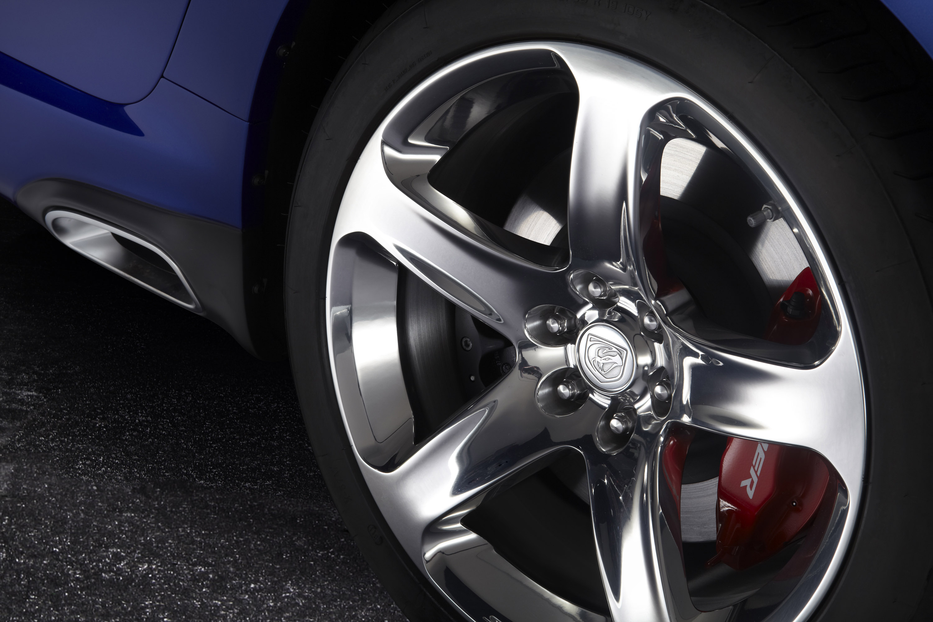 Dodge SRT Viper GTS Launch Edition