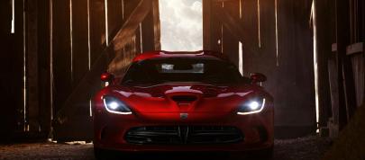 Dodge SRT Viper (2013) - picture 4 of 48