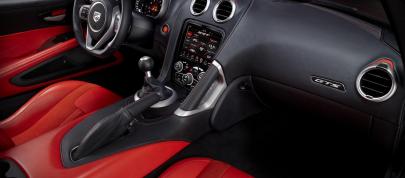 Dodge SRT Viper (2013) - picture 20 of 48