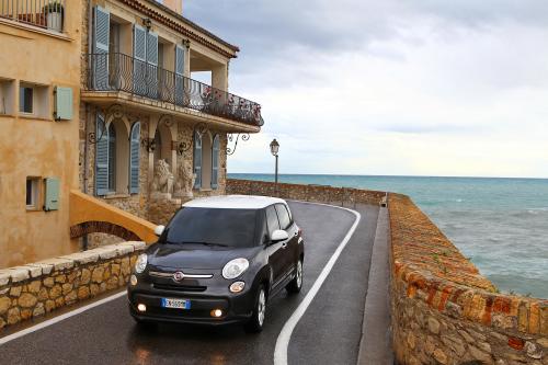 Fiat 500L (2013) - picture 17 of 48