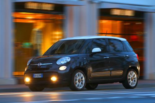 Fiat 500L (2013) - picture 32 of 48