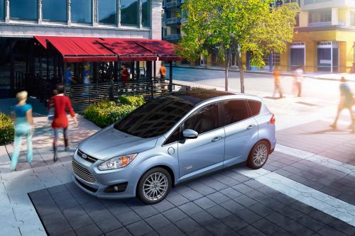 Ford C-MAX Energi (2013) - picture 1 of 22