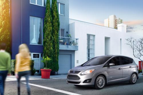 Ford C-MAX Energi (2013) - picture 9 of 22