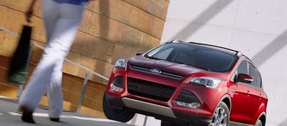 Ford Escape (2013) - picture 4 of 45