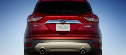 Ford Escape (2013) - picture 7 of 45