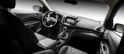 Ford Escape (2013) - picture 23 of 45