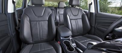 Ford Escape (2013) - picture 36 of 45