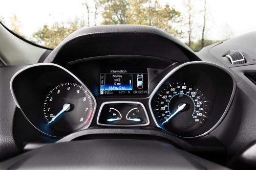 Ford Escape (2013) - picture 33 of 45