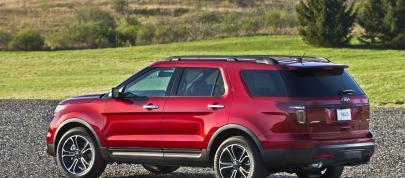 Ford Explorer Sport (2013) - picture 28 of 40