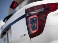 Ford Explorer Sport (2013) - picture 19 of 40