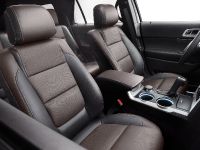 Ford Explorer Sport (2013) - picture 38 of 40