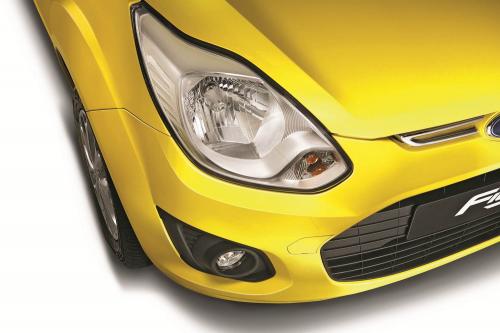 Ford Figo (2013) - picture 9 of 10