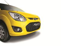 Ford Figo (2013) - picture 8 of 10