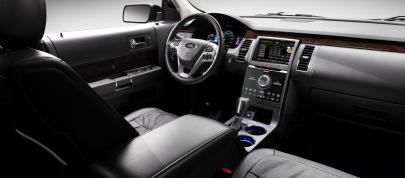 Ford Flex (2013) - picture 7 of 12