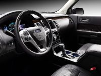 Ford Flex (2013) - picture 6 of 12