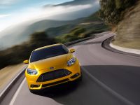 Ford Focus ST (2013) - picture 2 of 16