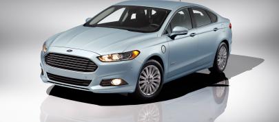 Ford Fusion Energi (2013) - picture 4 of 8