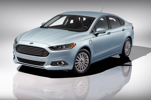 Ford Fusion Energi (2013) - picture 1 of 8