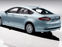 Ford Fusion Energi (2013) - picture 2 of 8