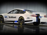 Ford Fusion NASCAR Sprint Cup Car (2013) - picture 3 of 4