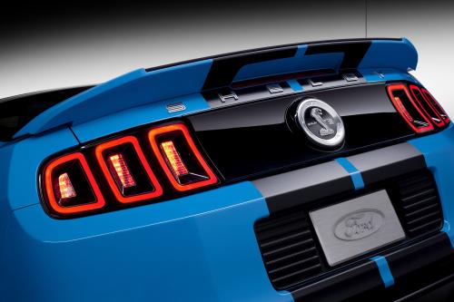 Ford Shelby GT500 (2013) - picture 8 of 11