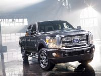 Ford Super Duty Platinum (2013) - picture 1 of 34