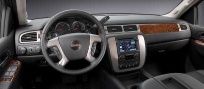 GMC Sierra (2013) - picture 15 of 15