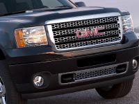 GMC Sierra (2013) - picture 14 of 15