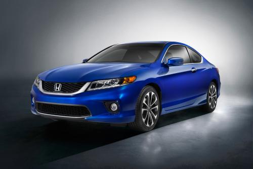 Honda Accord (2013) - picture 1 of 4