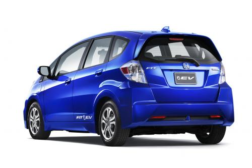 Honda Fit EV Hatchback (2013) - picture 8 of 9