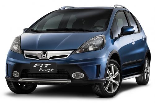 Honda Fit Twist (2013) - picture 1 of 4