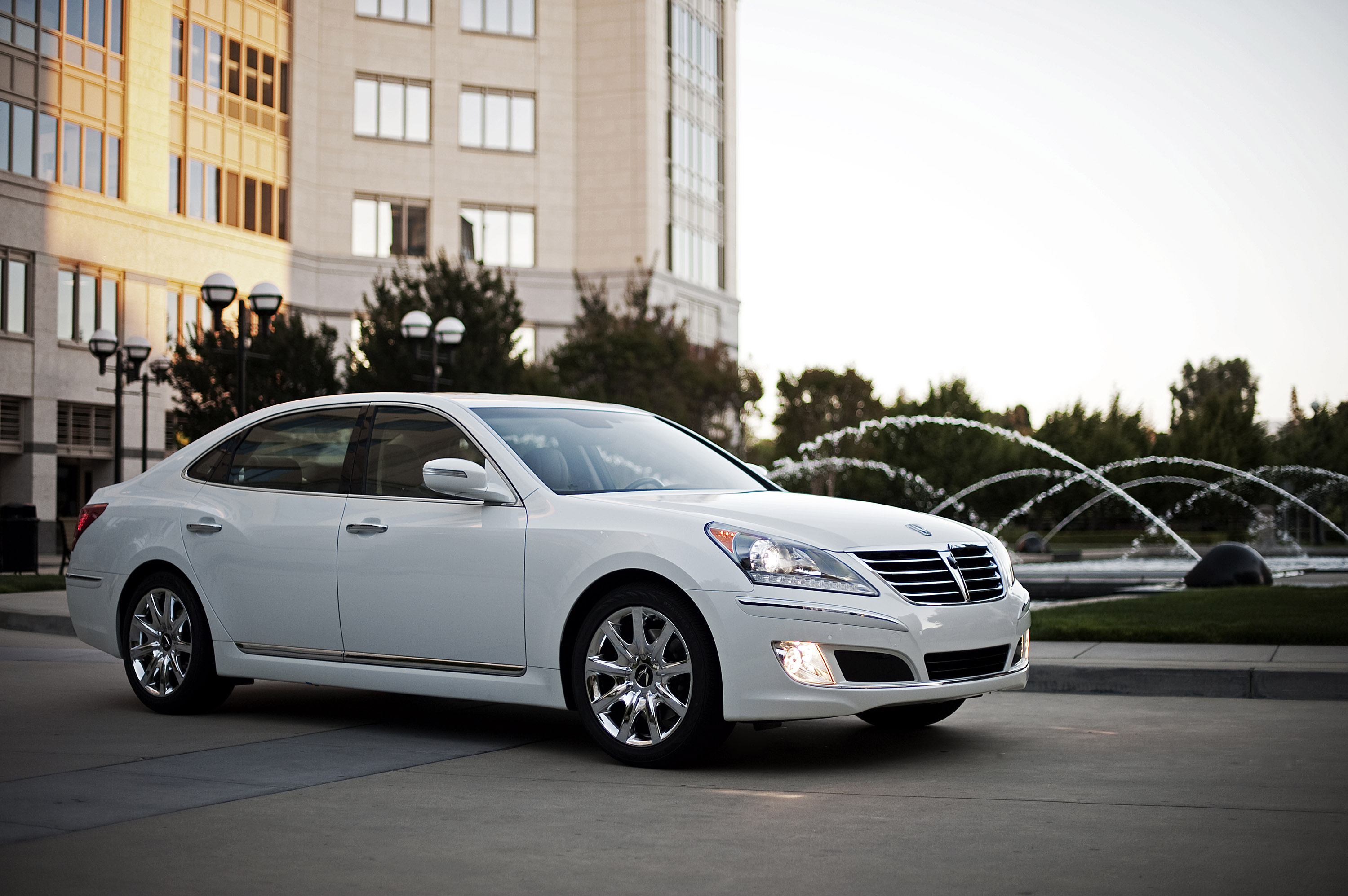 Hyundai Equus