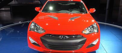 2013 Hyundai Genesis Coupe Detroit (2012) - picture 4 of 5