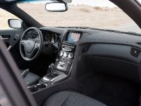 Hyundai Genesis Coupe (2013) - picture 13 of 27