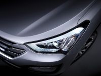 Hyundai Santa Fe (2013) - picture 4 of 6