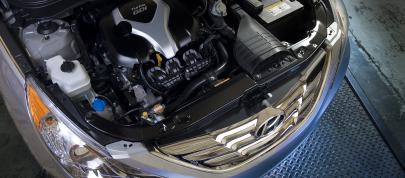 Hyundai Sonata 2.0T (2013) - picture 12 of 15