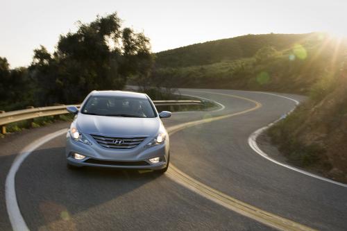 Hyundai Sonata 2.0T (2013) - picture 1 of 15