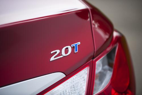 Hyundai Sonata 2.0T (2013) - picture 9 of 15